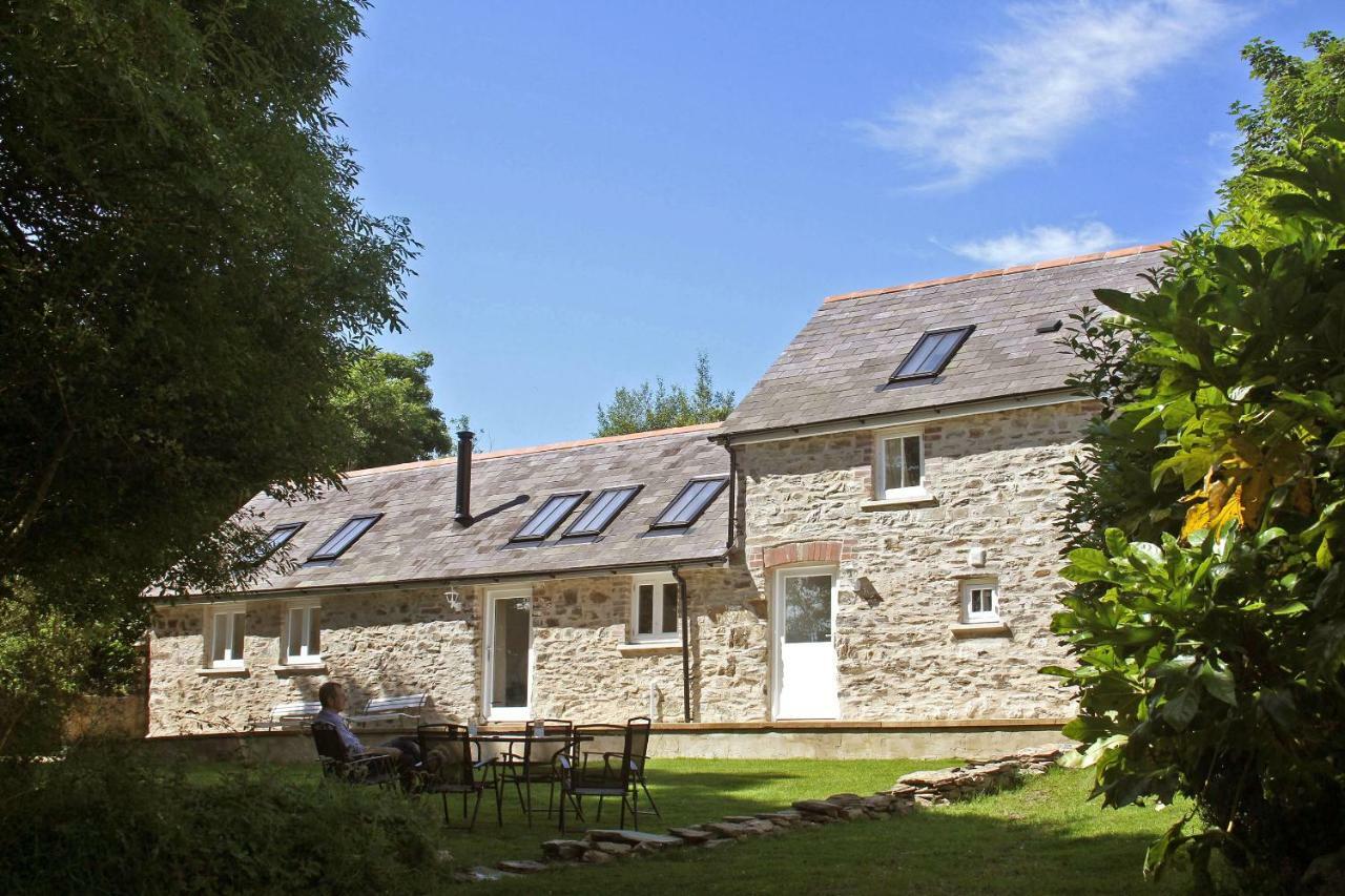 Ewebarn Villa Penffordd Exterior foto