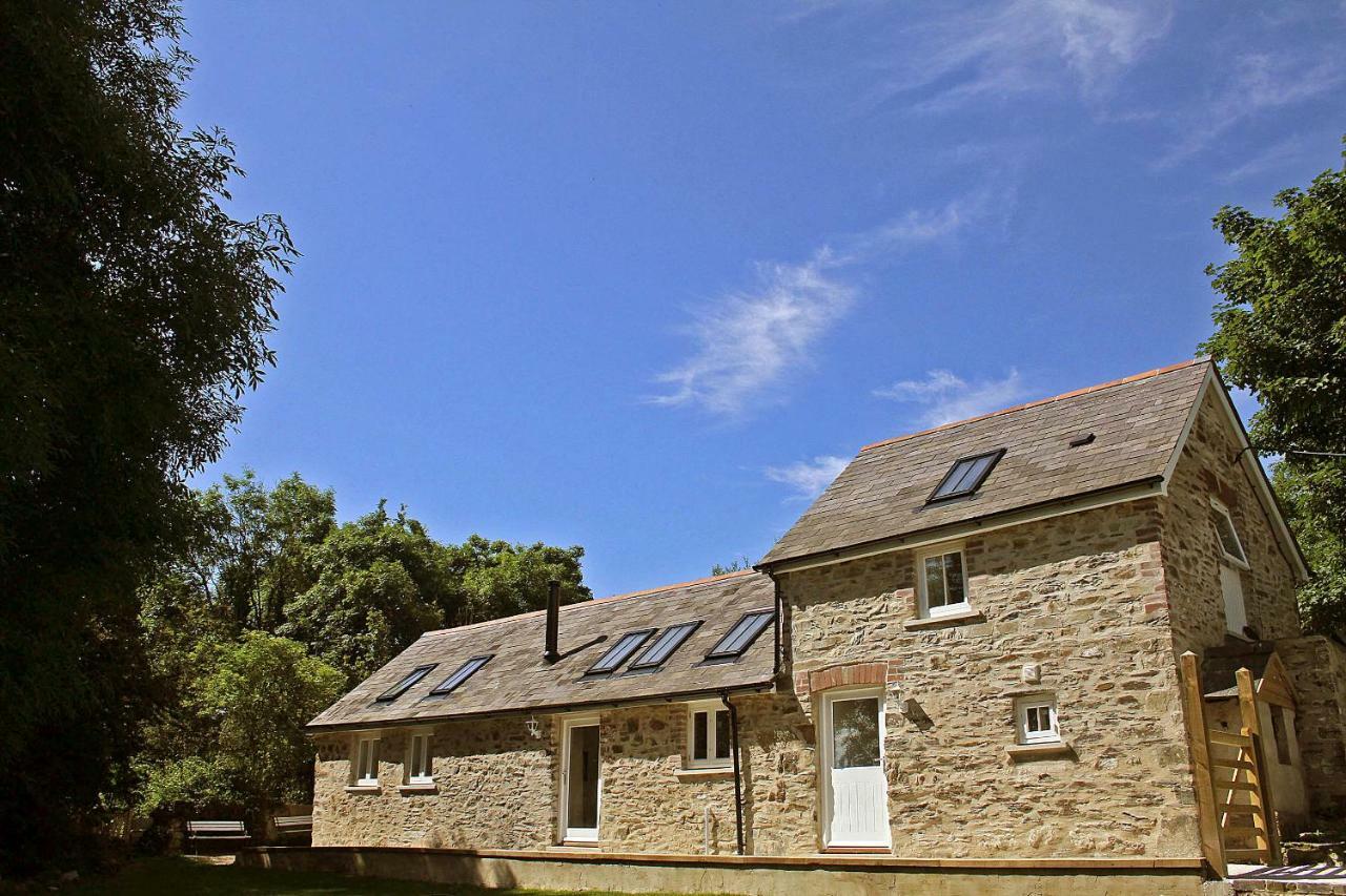 Ewebarn Villa Penffordd Exterior foto